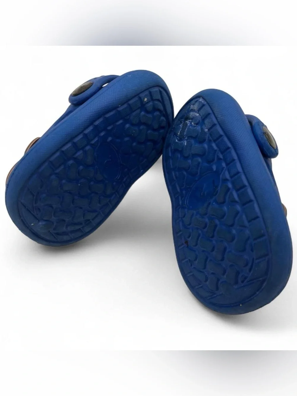 2C Baby Crocs Royal Blue & Brown Bear Appliqué Charm